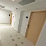 מלון 3b Boutique סרנדה