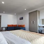 3b Boutique Sarandë
