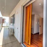 3b Boutique 4*