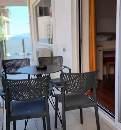 3b Boutique Σαράντα