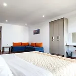 3b Boutique 4*