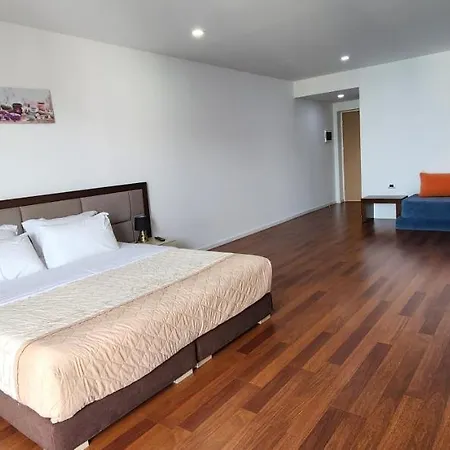 3b Boutique Sarandë