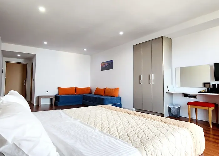 3b Boutique 4*